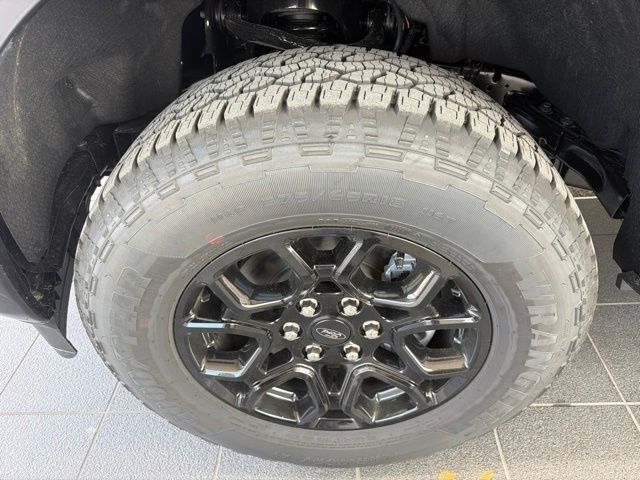 New 2026 Agate Black Metallic Ford XLT image 6
