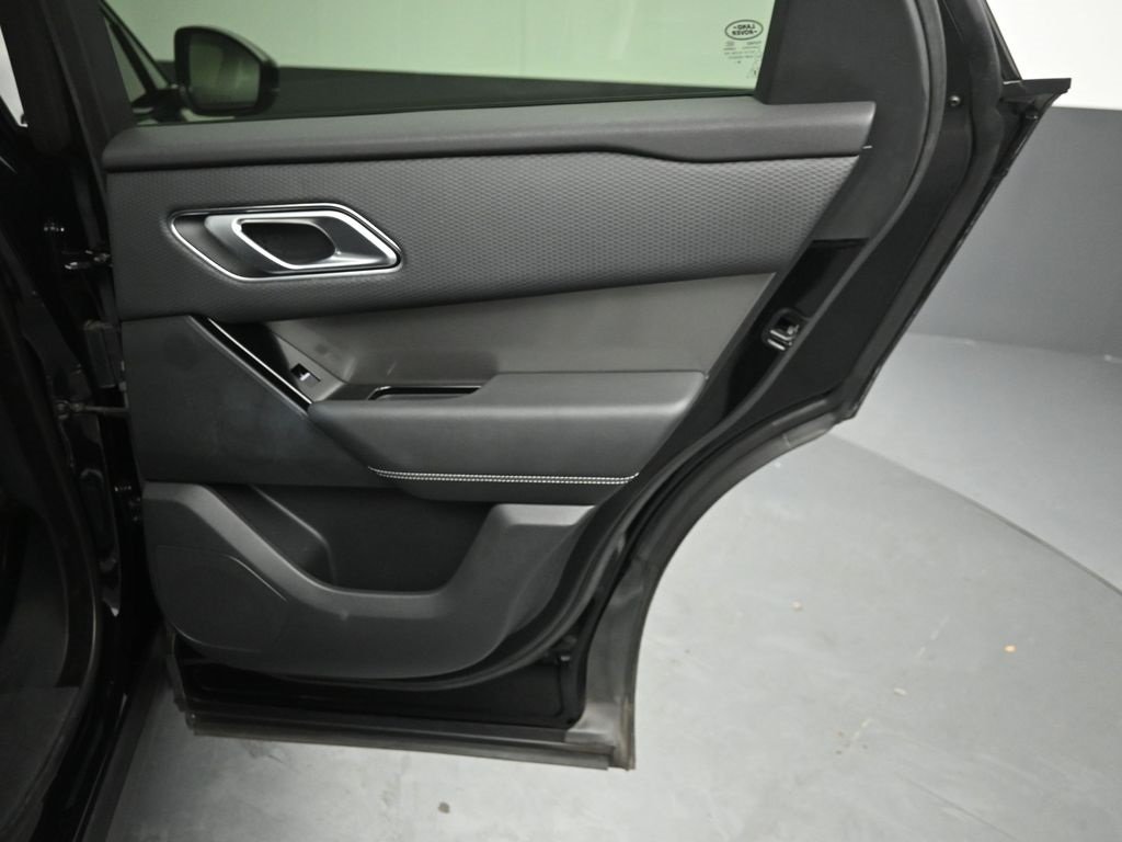 2019 LAND ROVER RANGE ROVER VELAR - Image 26