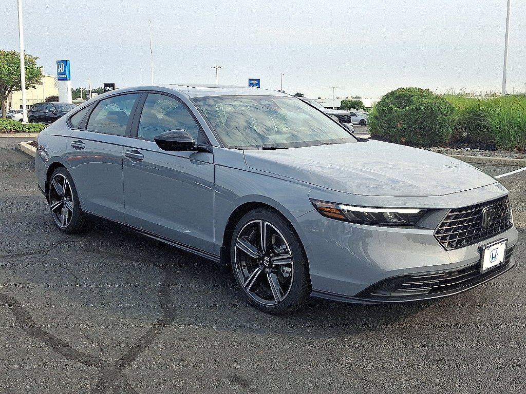 New 2026 Urban Gray Pearl Honda Sport image 2