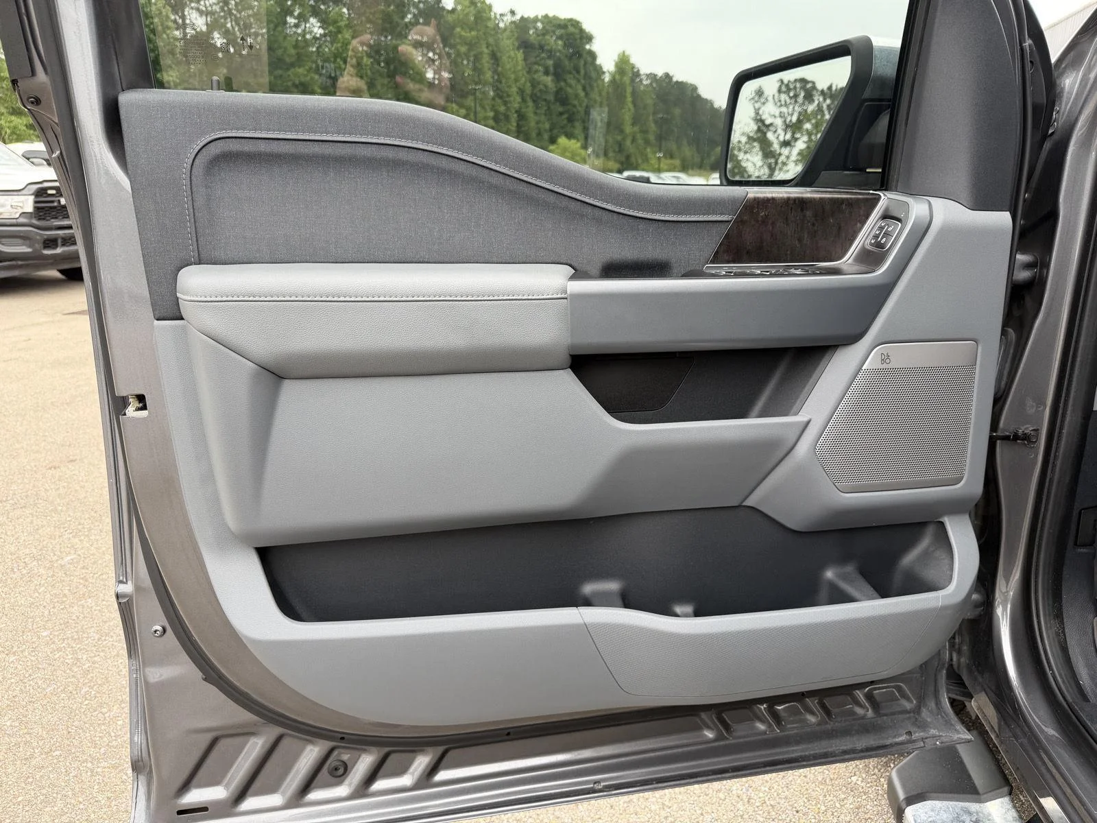Used 2022 Carbonized Gray Ford LARIAT image 15