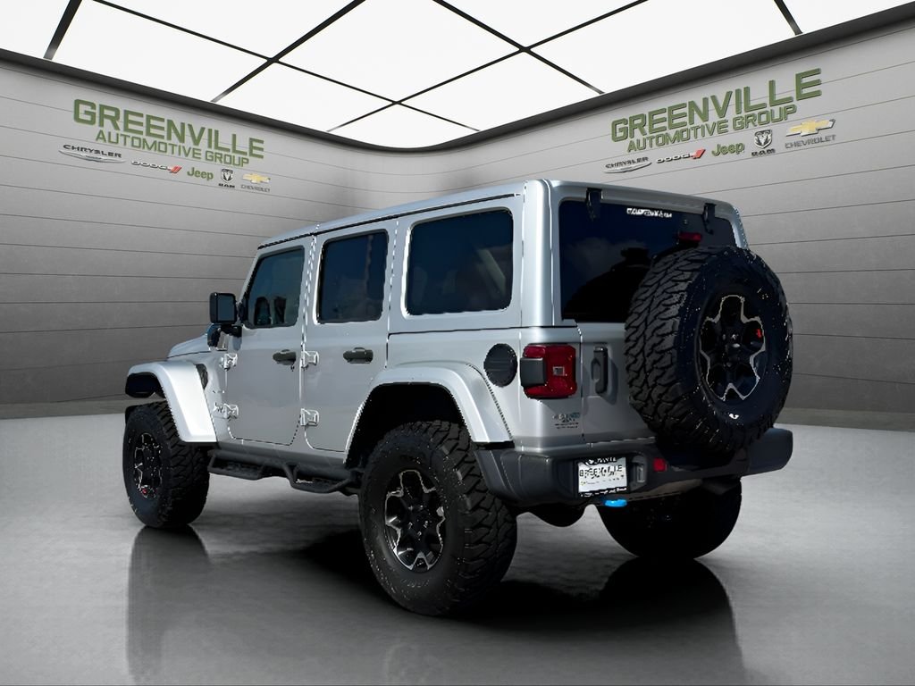 Used 2024 Silver Zynith Clearcoat Jeep Sahara image 5