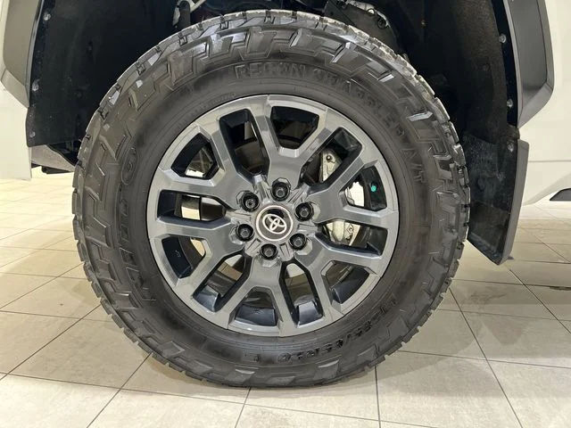 Certified Used 2026 Wind Chill Pearl Toyota Platinum image 30