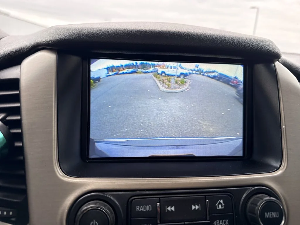 Used 2016 Gray GMC Denali image 27