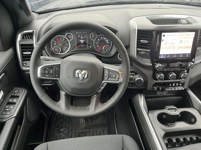 New 2026 Granite Crystal Metallic Clear-Coat Exterior Paint RAM Big Horn/Lone Star image 13
