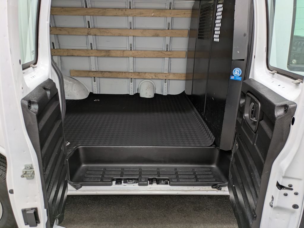 Used 2025 White Chevrolet Work Van image 15