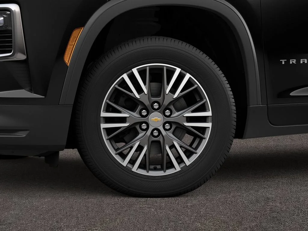 New 2027 Mosaic Black Metallic Chevrolet LT image 4