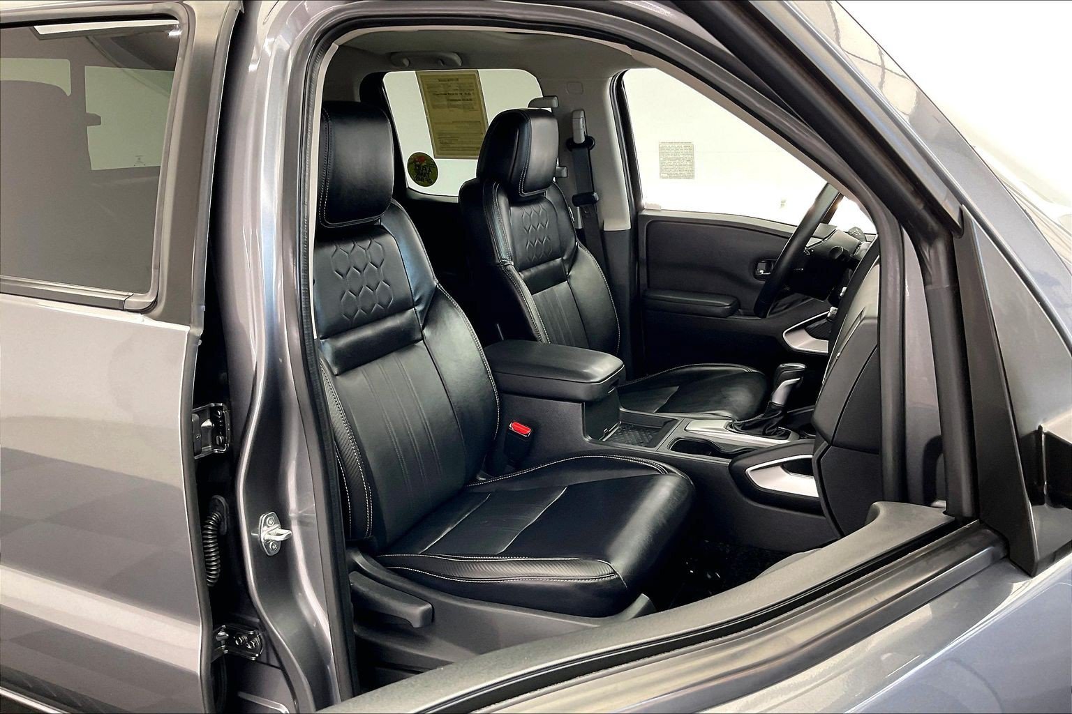 Used 2023 Gun Metallic Nissan SV image 6
