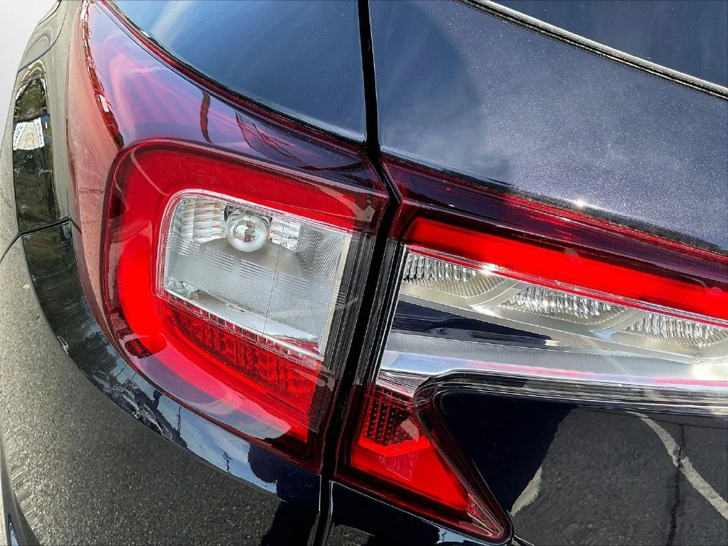 Used 2023 Majestic Black Pearl Acura Technology Package image 23