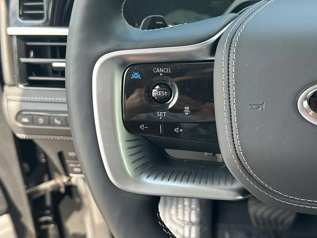 2025 INFINITI QX80 Sensory 4WD - Photo 21