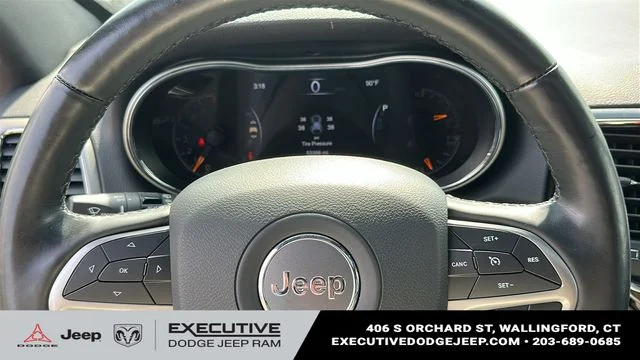 Used 2022 White Jeep Limited image 11