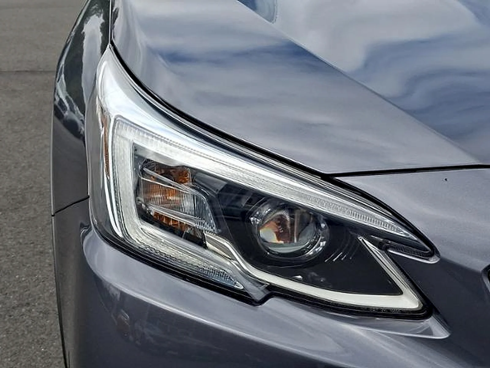 Used 2022 Magnetite Gray Metallic Subaru Touring XT image 10