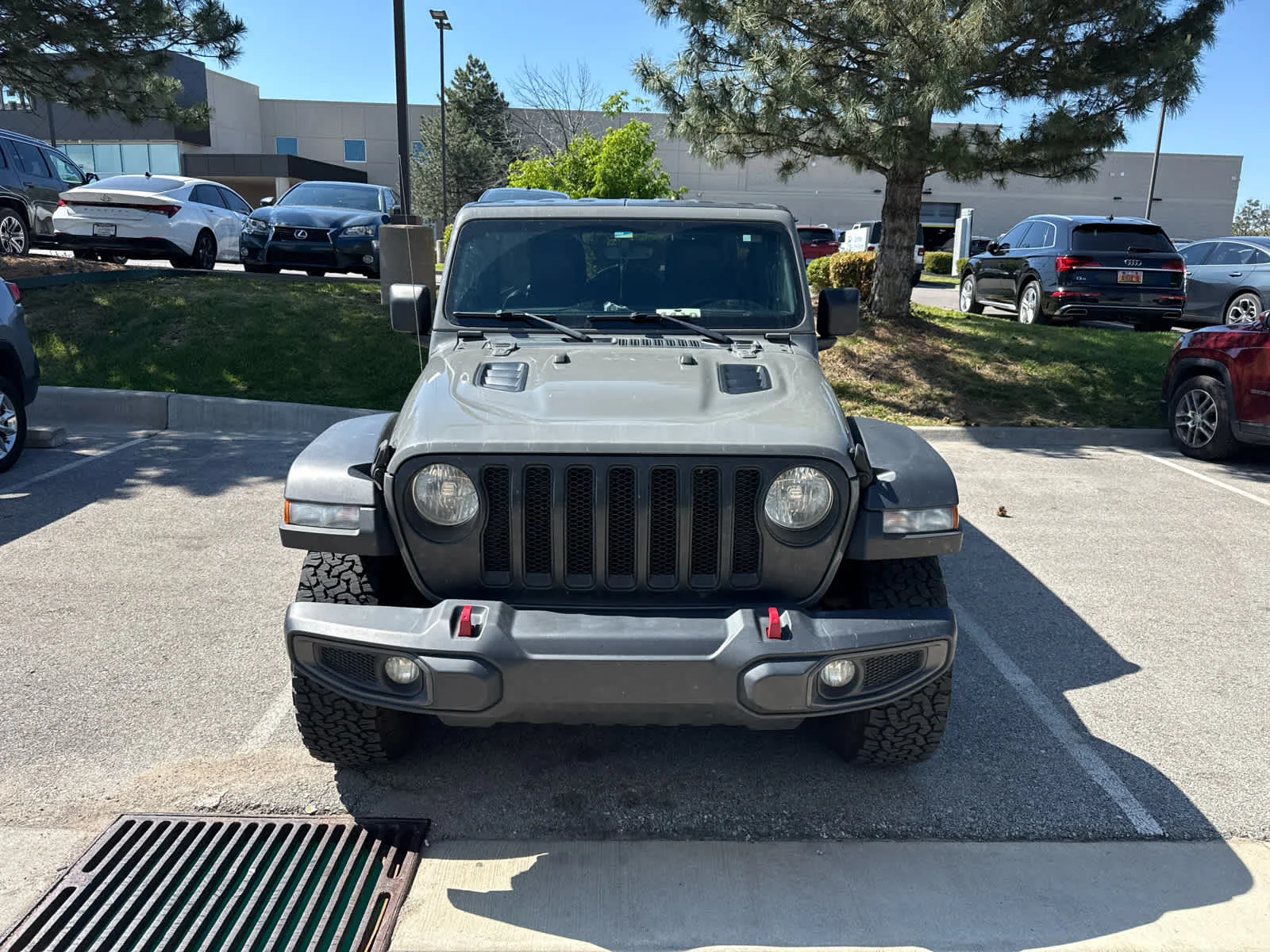 Used 2022 Jeep Wrangler Unlimited Rubicon with VIN 1C4HJXFG8NW106889 for sale in Kansas City
