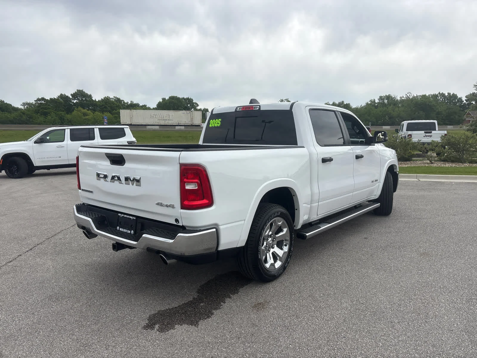 Used 2025 Bright White Clearcoat Ram Big Horn image 9