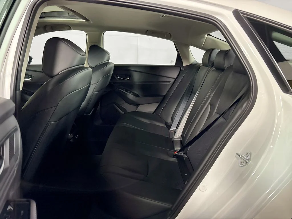 New 2026 Platinum White Pearl Honda Touring image 20