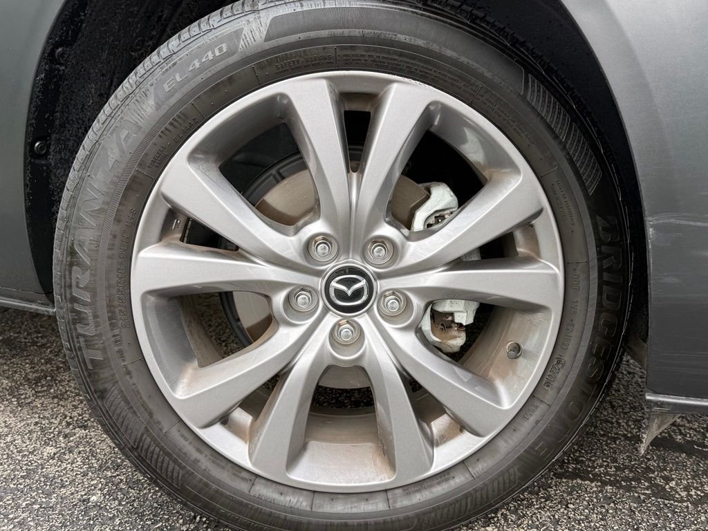 Used 2021 Silver Mazda Preferred image 10