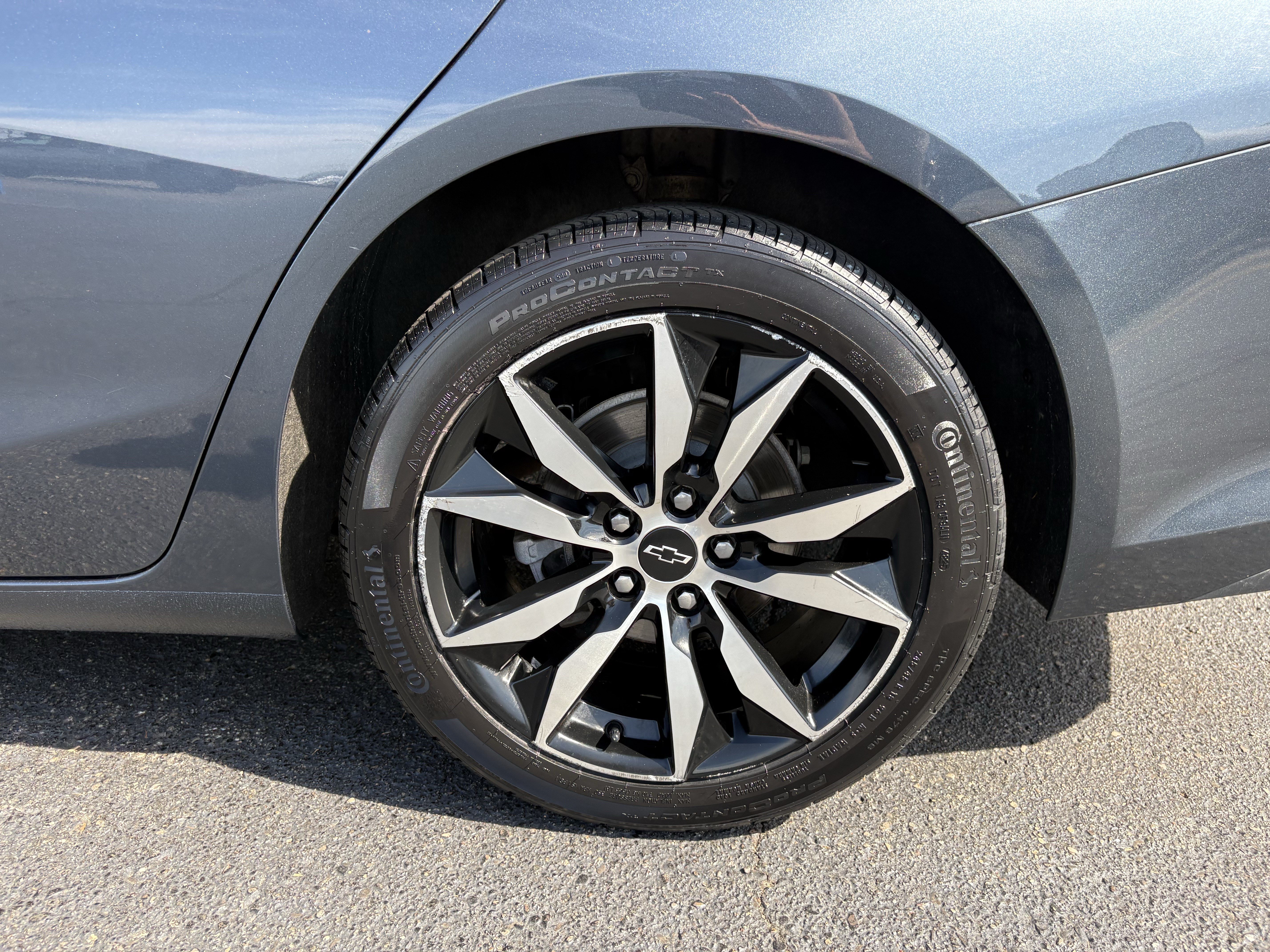Used 2020 SHADOW GRAY METALLIC Chevrolet RS image 21