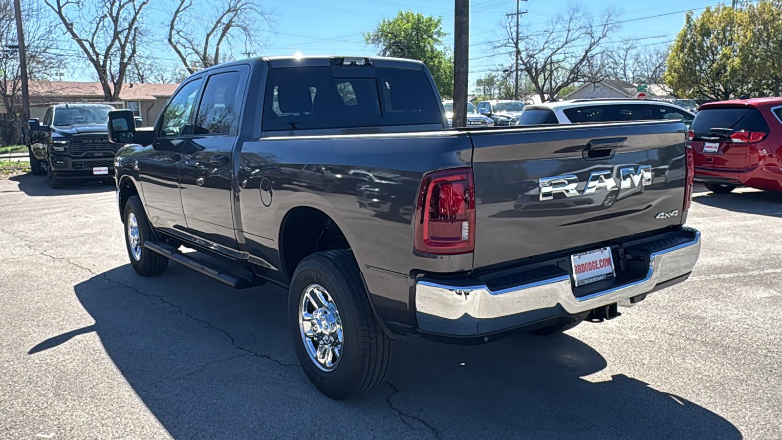 New 2026 Granite Crystal Metallic Clear-Coat Exterior Paint RAM Tradesman image 7