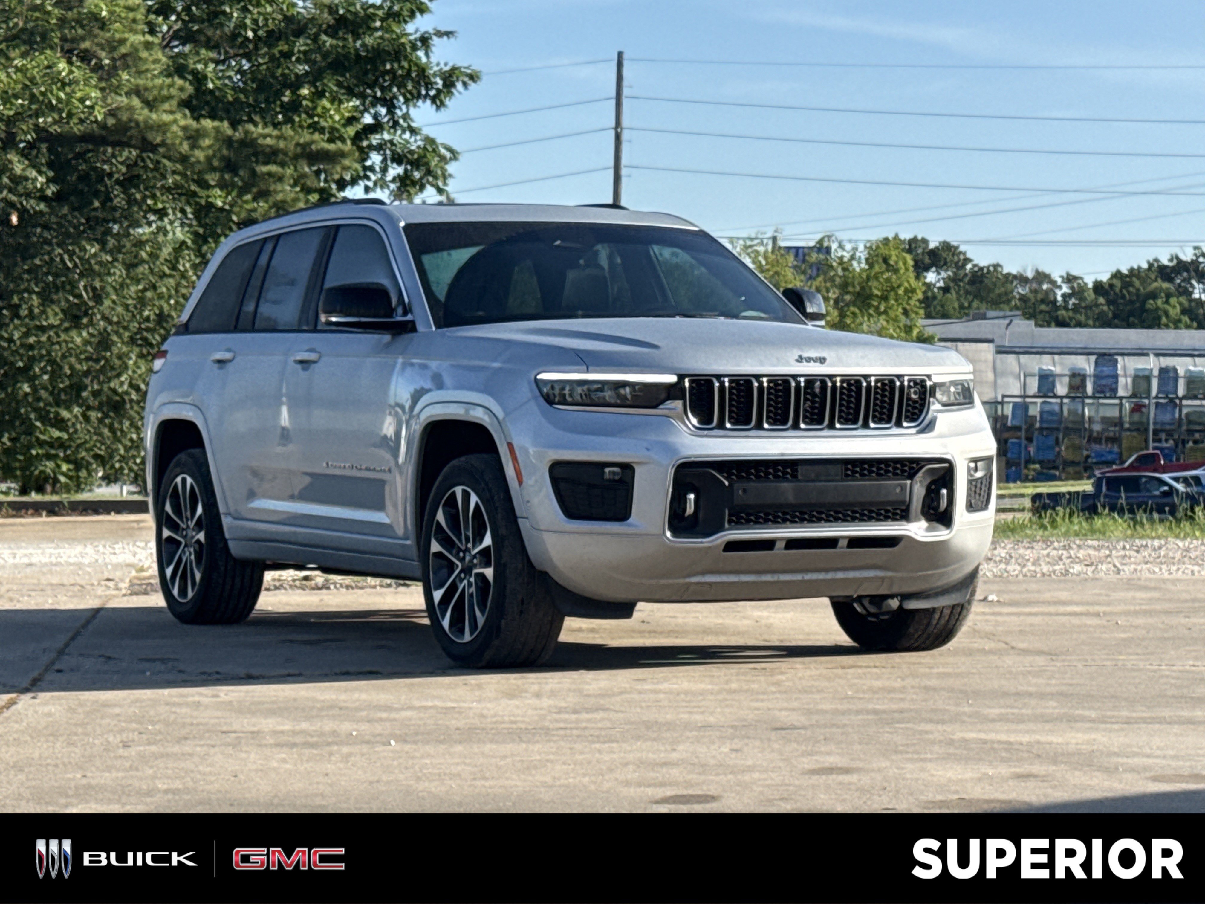 2022 Jeep Grand Cherokee Overland 4x4's photo