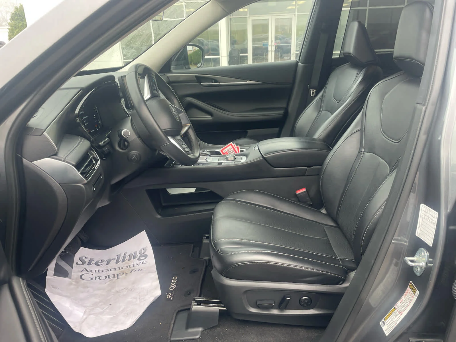 2024 INFINITI QX60 LUXE - Photo 9