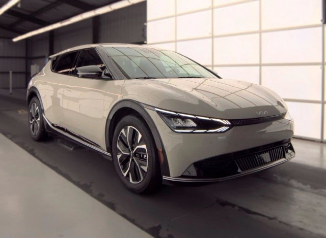 Used 2023 Glacier Kia Wind image 4