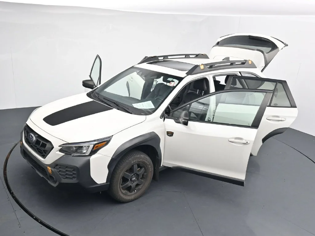 Used 2024 White Subaru Wilderness image 25
