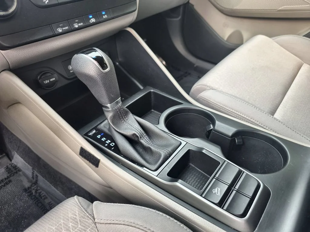 2017 Hyundai Tucson SE - Photo 16