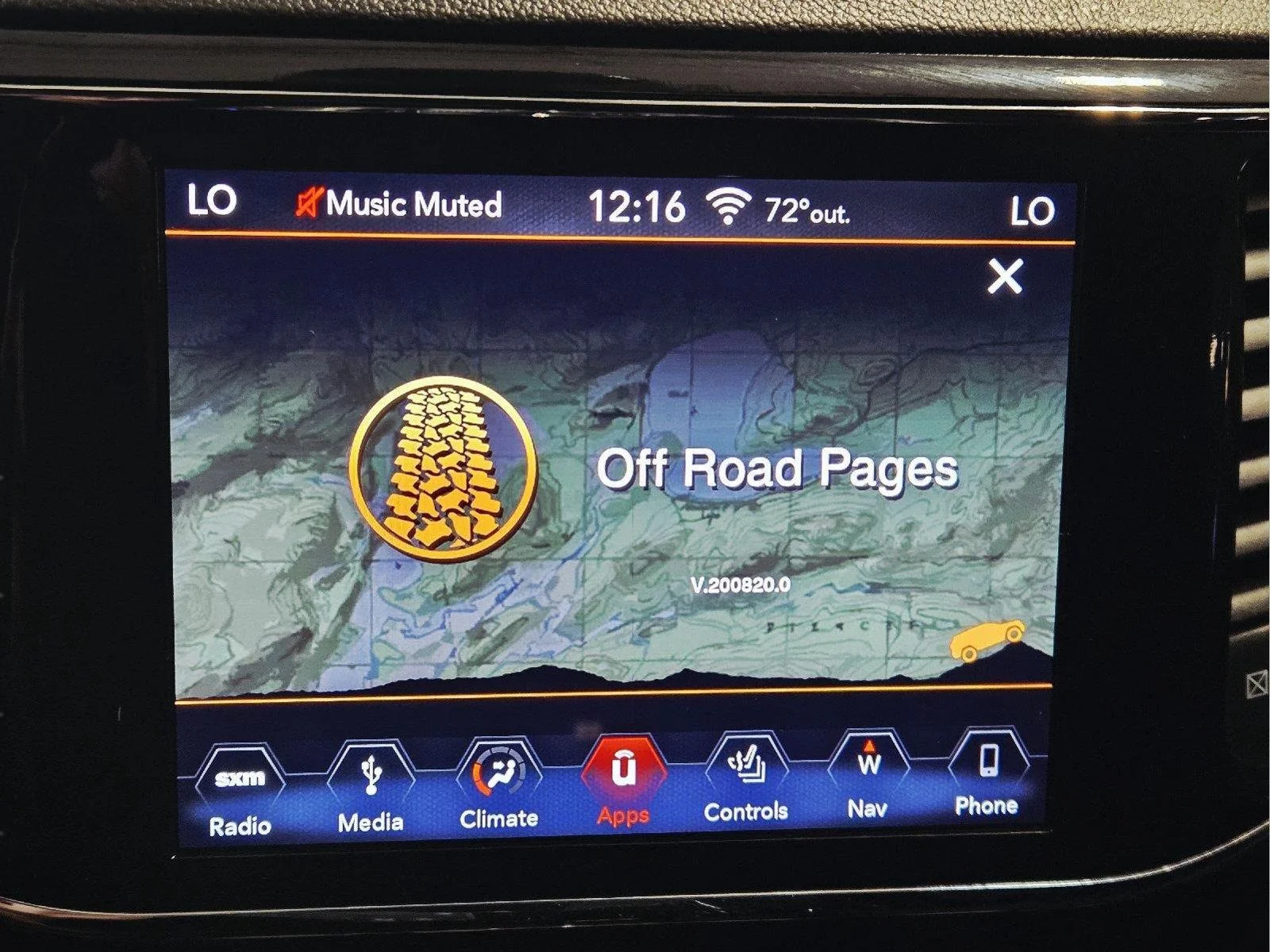 Used 2019 Diamond Black Crystal Pearlcoat Jeep Overland image 27