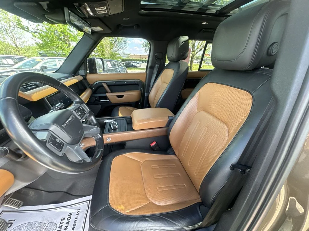 Used 2020  Land Rover X image 11