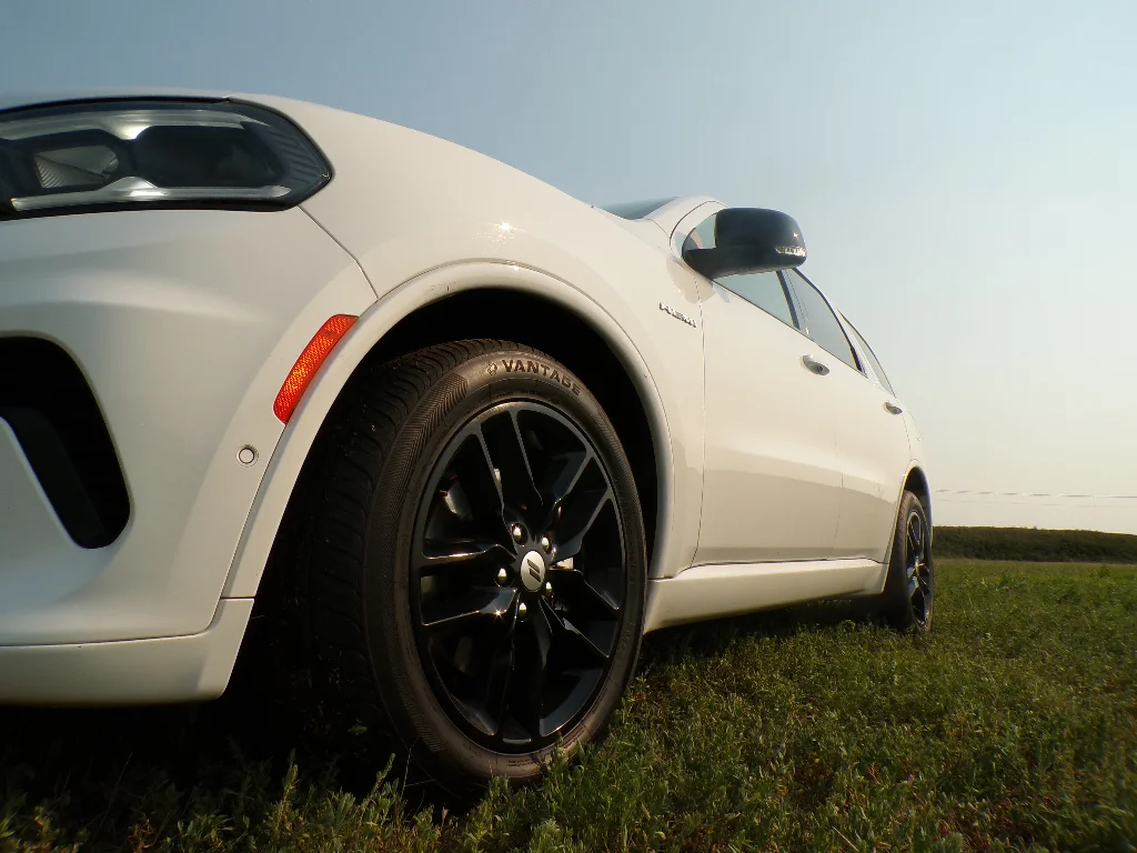 Used 2024 White Knuckle Clearcoat Dodge R/T Plus image 9