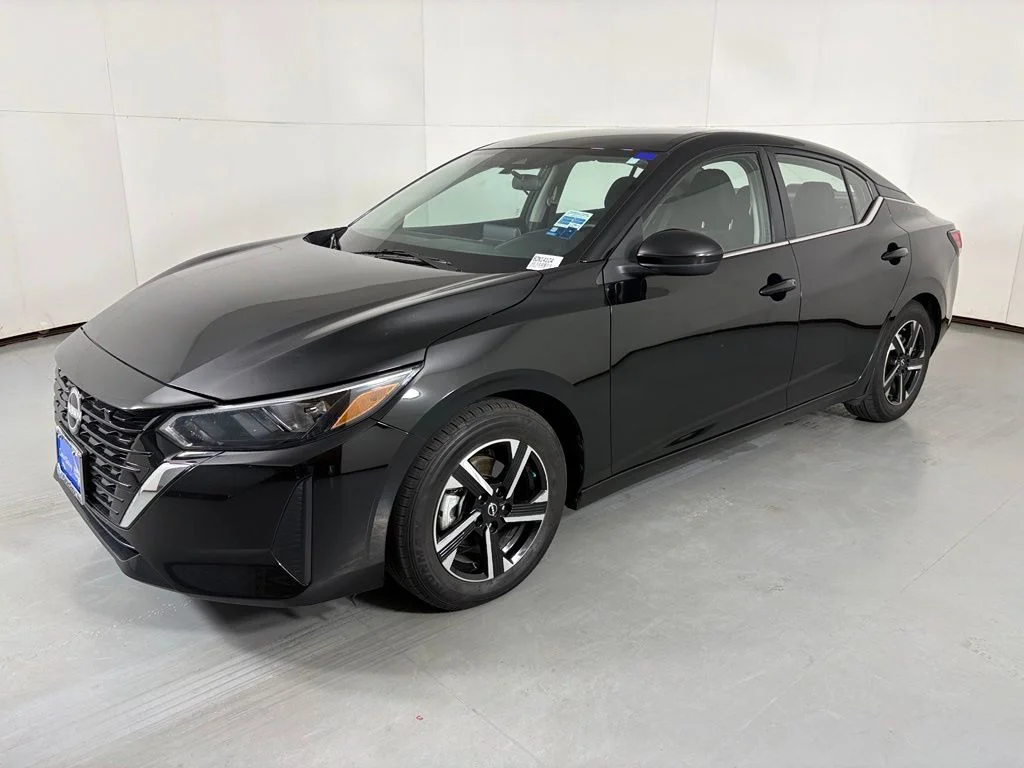 Used 2025 Black Nissan SV image 4