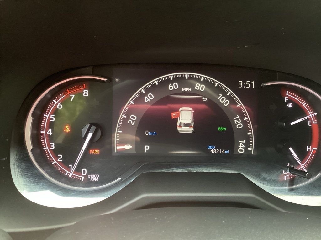 Used 2024 White Toyota XLE image 12