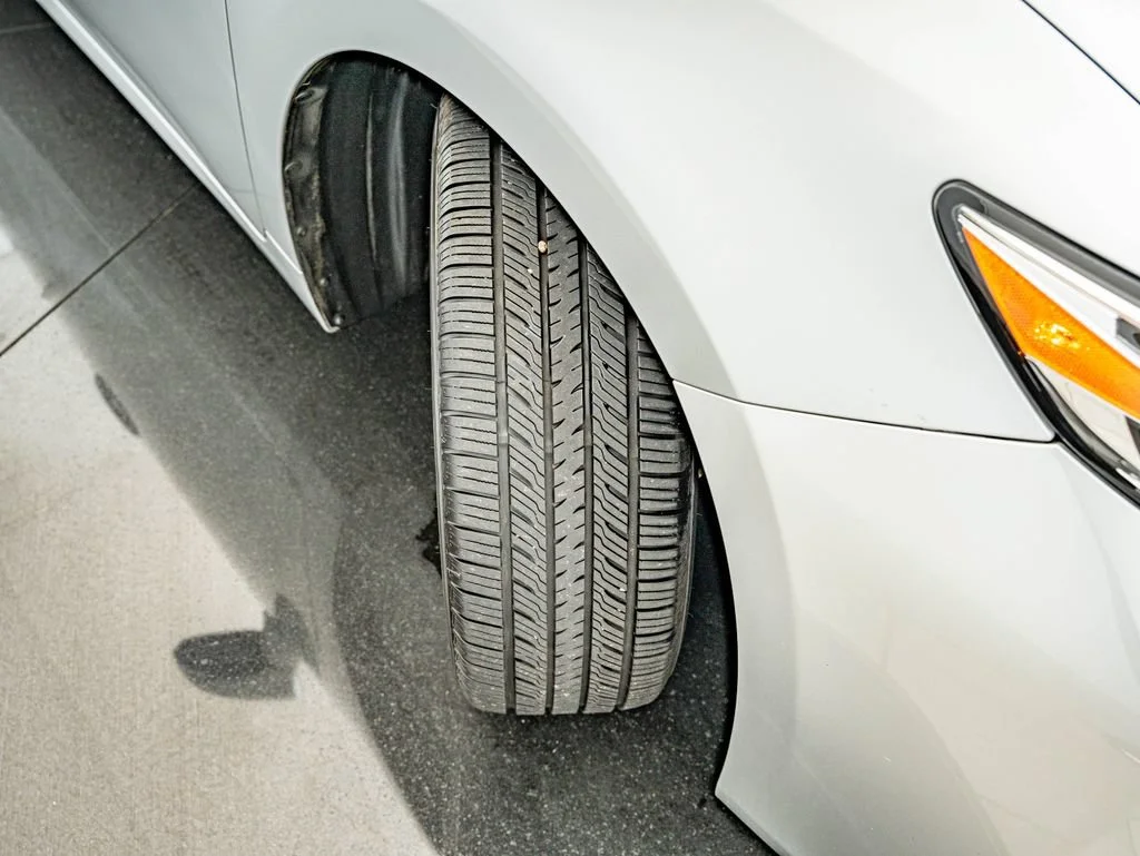 Used 2018 Silver Lexus 350 image 43
