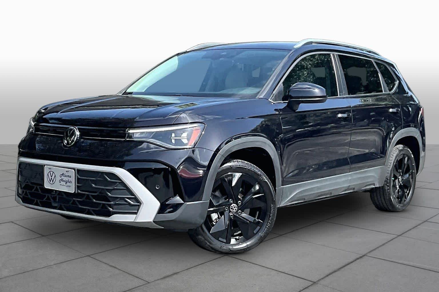 New 2025 Volkswagen Taos 1.5T SE FWD Sport Utility