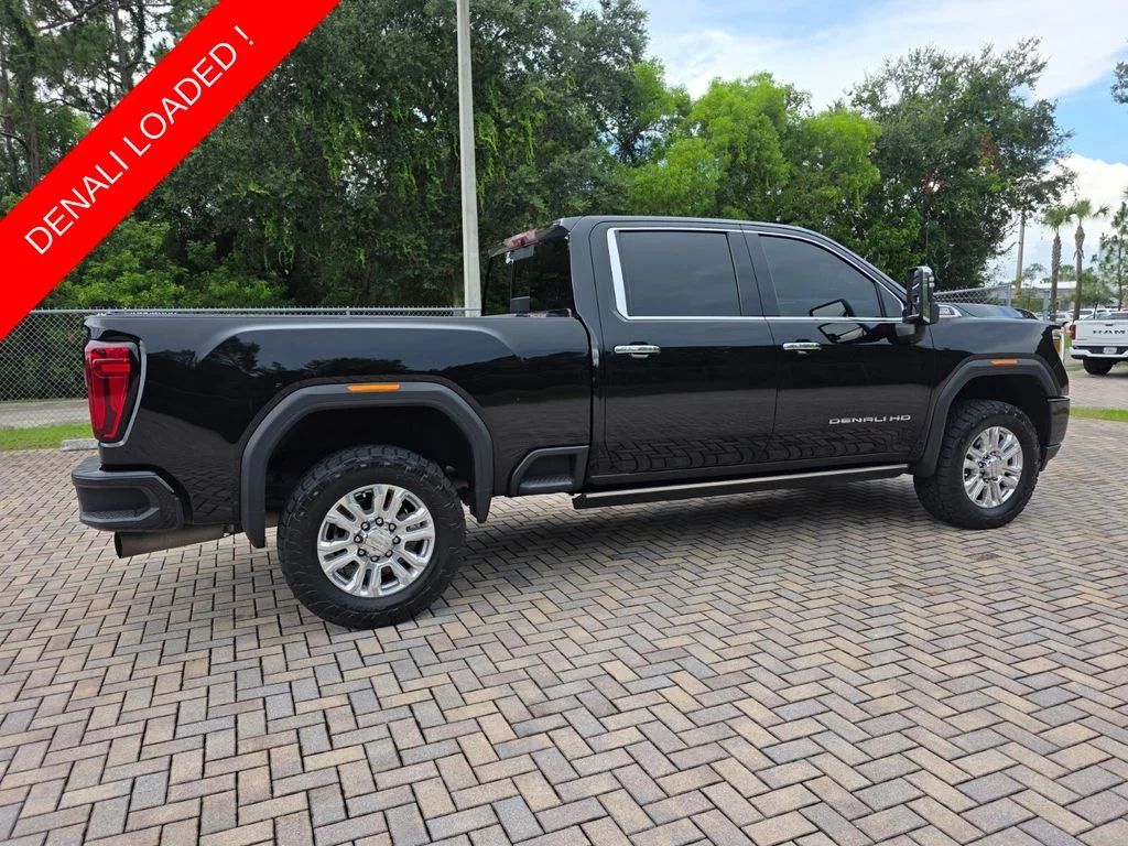 Used 2023 Black GMC Denali image 11
