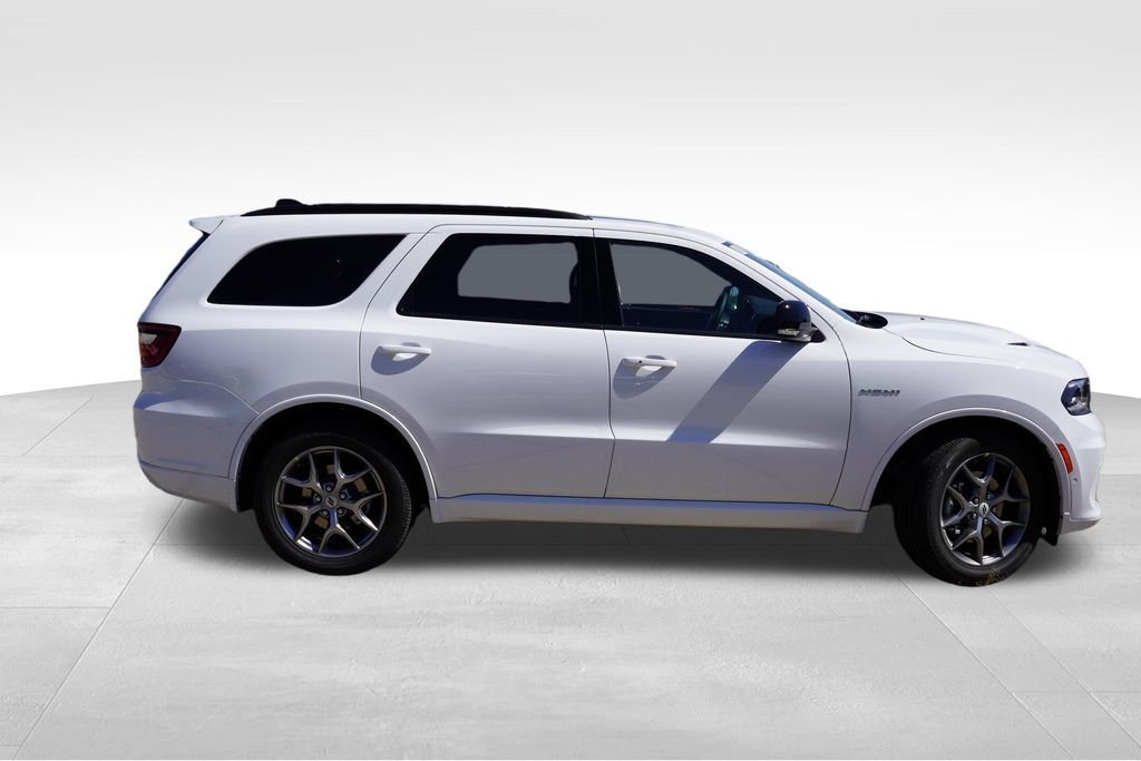 New 2027 White Knuckle Clear-Coat Exterior Paint Dodge GT Plus image 2