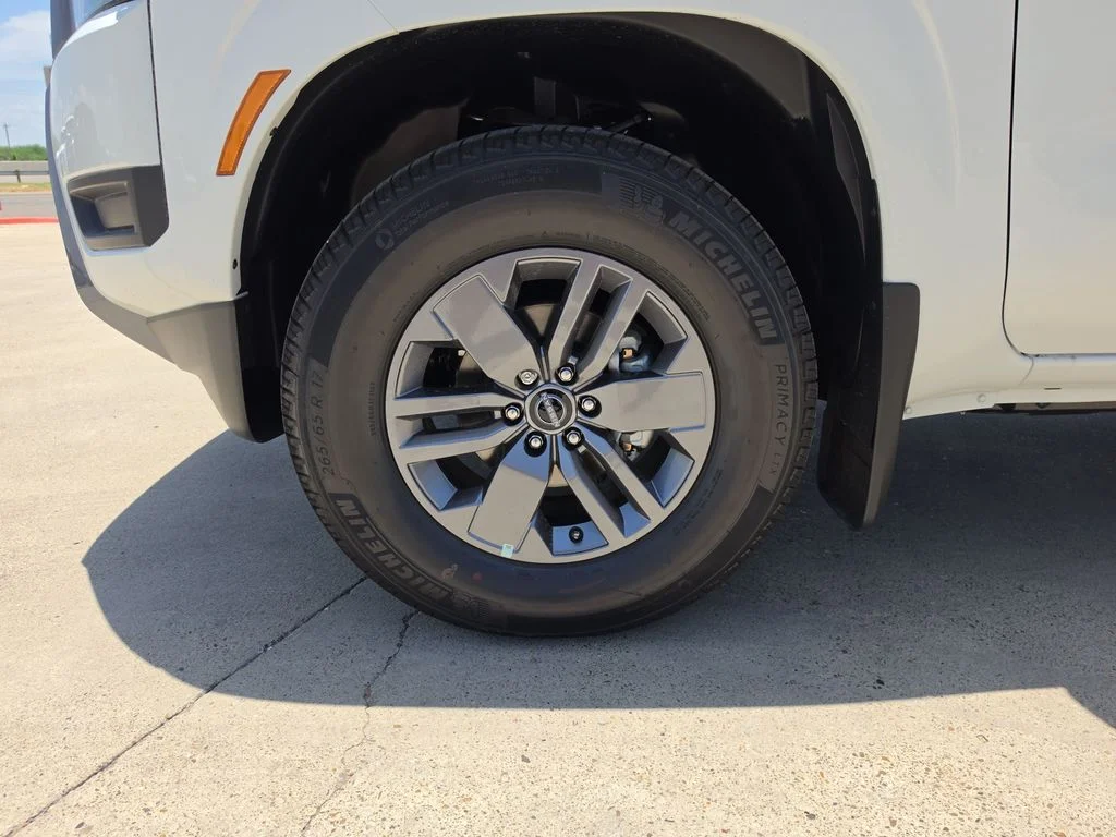 New 2026 Glacier White Nissan Crew Cab SV image 27