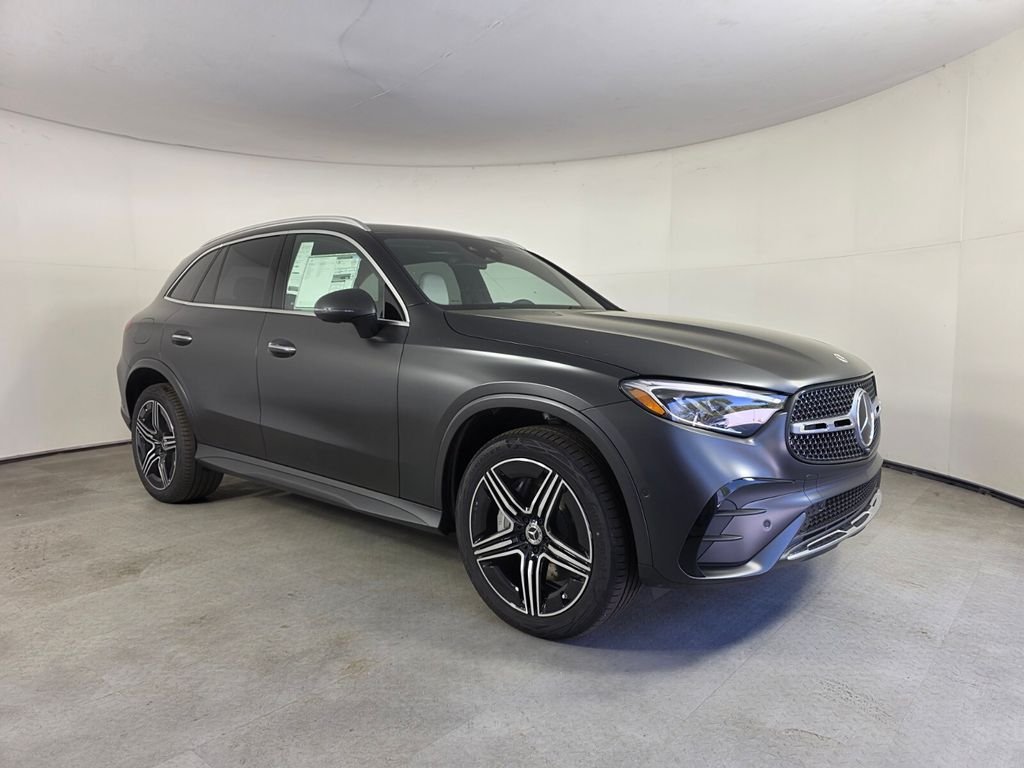 New 2026 MANUFAKTUR exclusive graphite grey magno Mercedes-Benz GLC 300 image 1