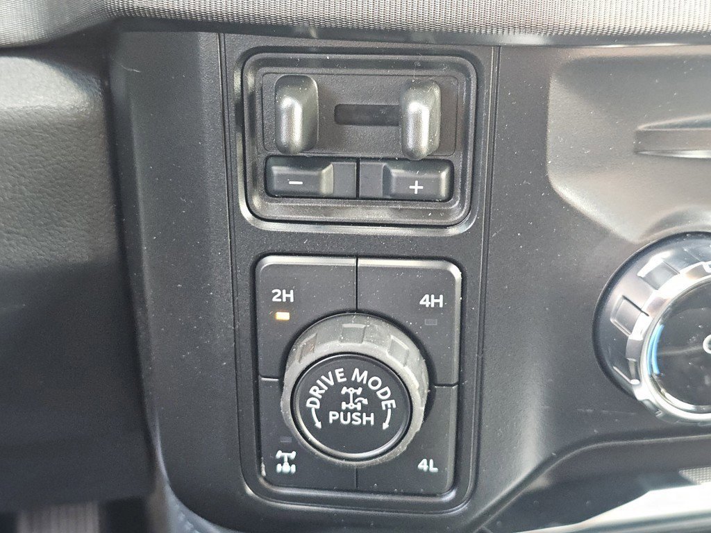 New 2026 Avalanche Ford F-350® Platinum® image 10