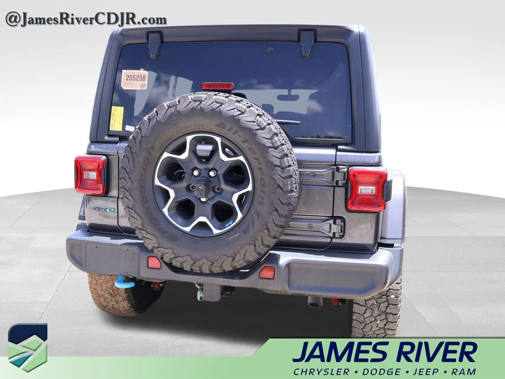 Used 2022 Gray Jeep Unlimited Rubicon 4xe image 15