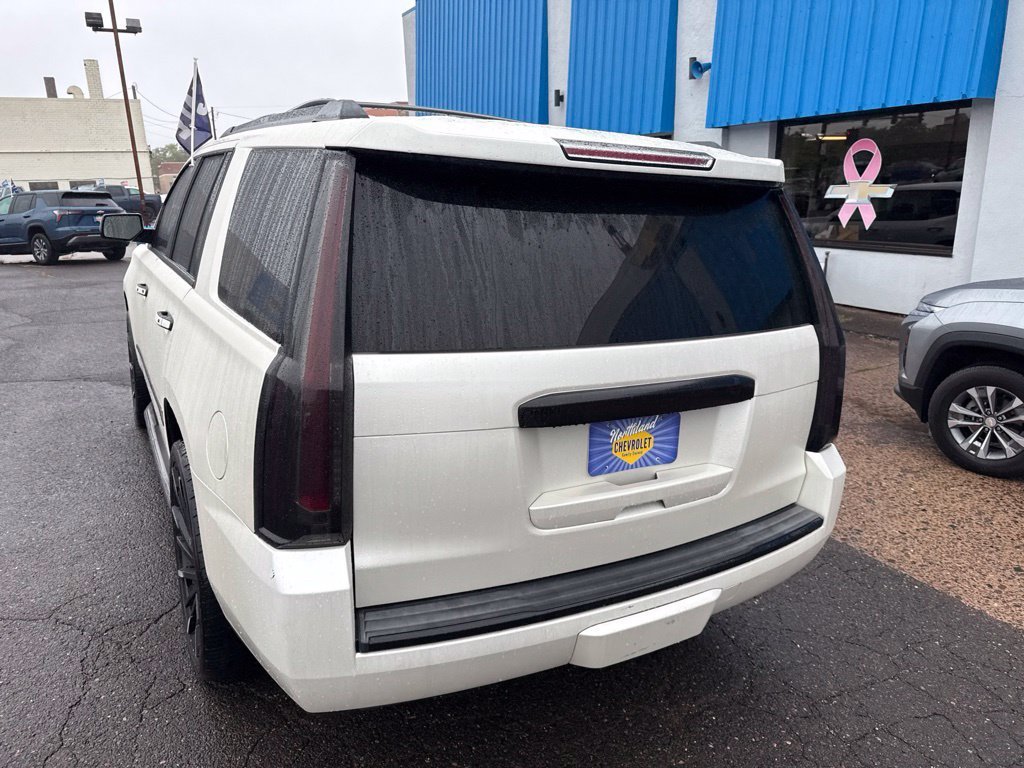 Used 2017 ONYX BLACK GMC Denali image 12