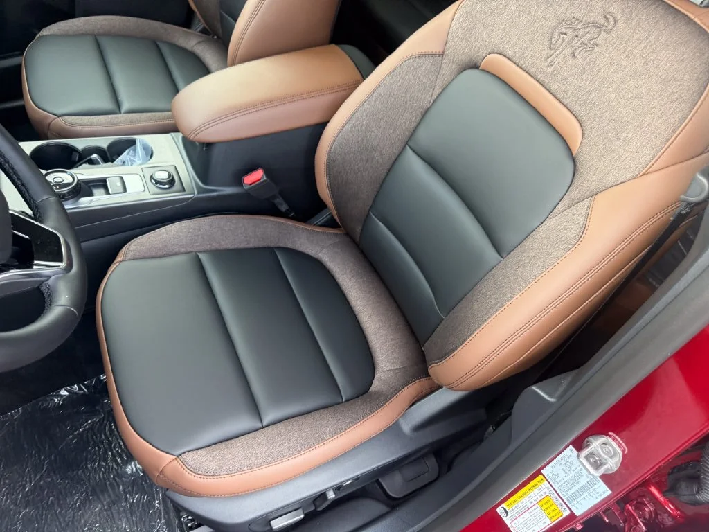 New 2026 Ruby Red Metallic Tinted Clearcoat Ford Outer Banks® image 15