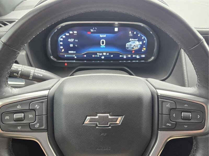 Used 2022 Summit White CHEVROLET 4WD 4DR Z71 image 33
