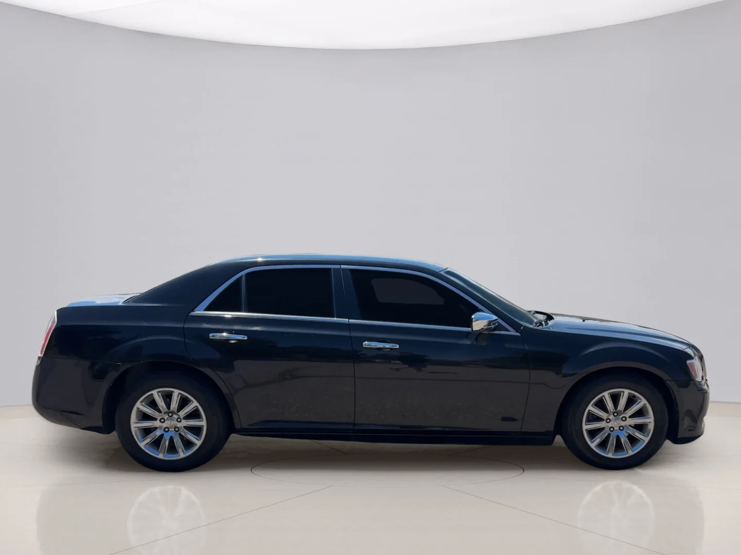 Used 2013 Black Chrysler C RWD image 6