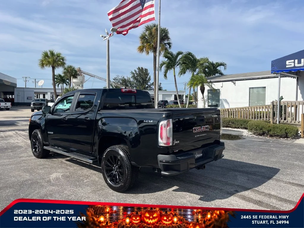Used 2022 ONYX BLACK GMC 4WD Elevation image 5