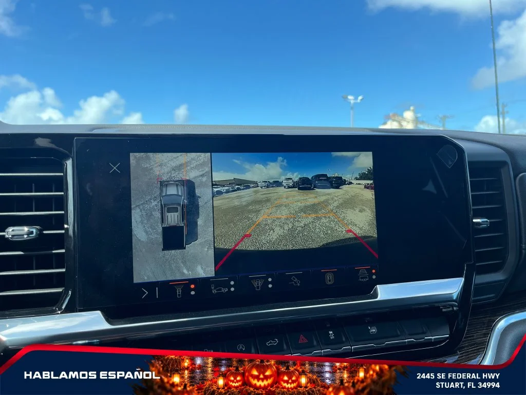 New 2026 Onyx Black GMC Elevation image 32
