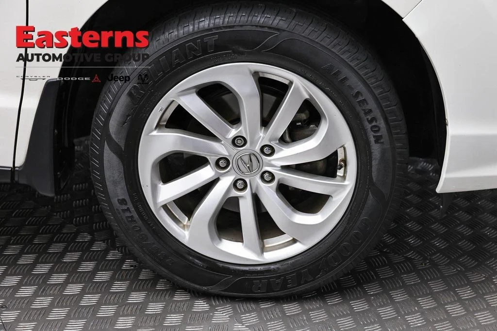 Used 2017 White Acura Base image 33