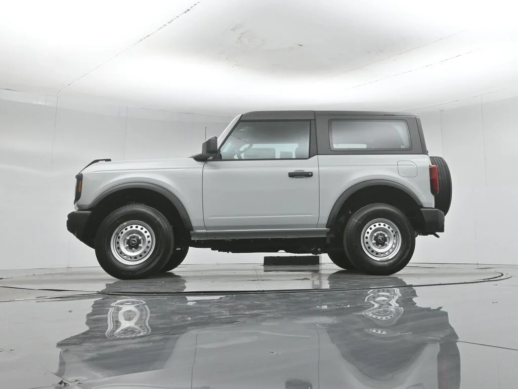 New 2026 Avalanche Gray Ford Base image 7