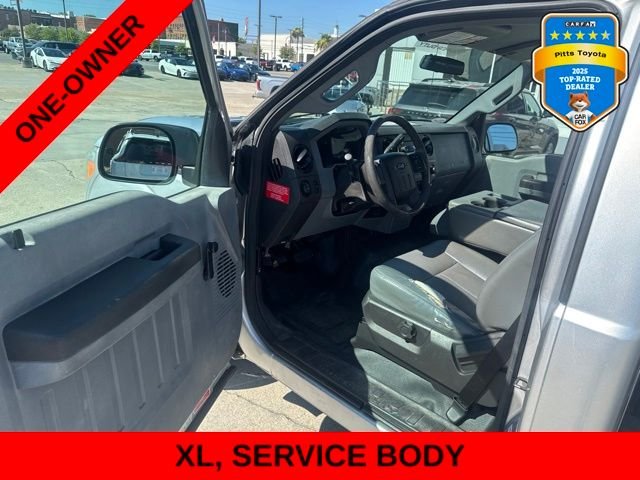 Used 2016 Silver Ford XL image 9