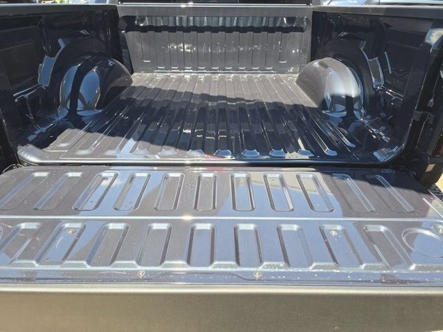 New 2026 Forged Blue Metallic Exterior Paint RAM Big Horn/Lone Star image 33