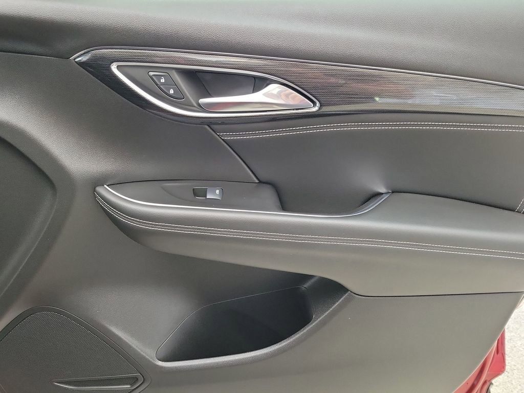 2023 Buick Envision Essence - Photo 22